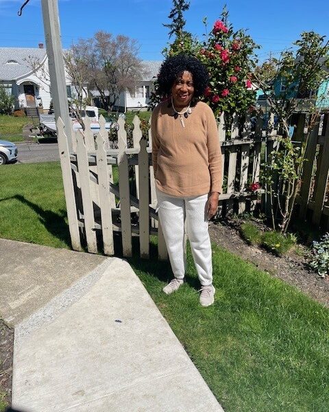 Lillie in yard (2)